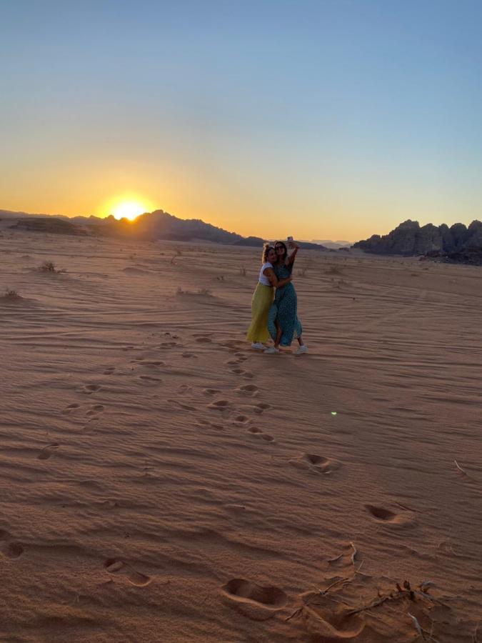 Wadi Rum Hugo Camp Buitenkant foto