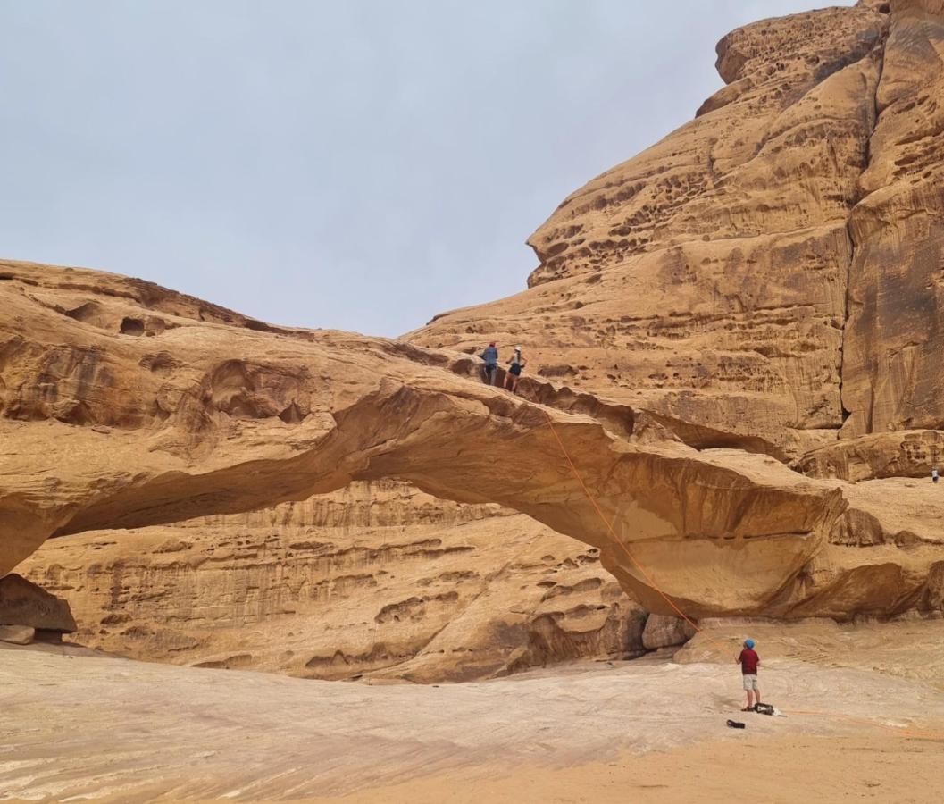 Wadi Rum Hugo Camp Buitenkant foto