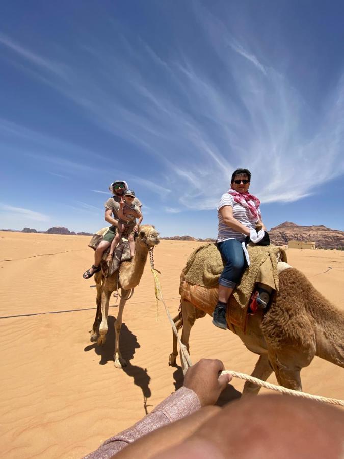 Wadi Rum Hugo Camp Buitenkant foto